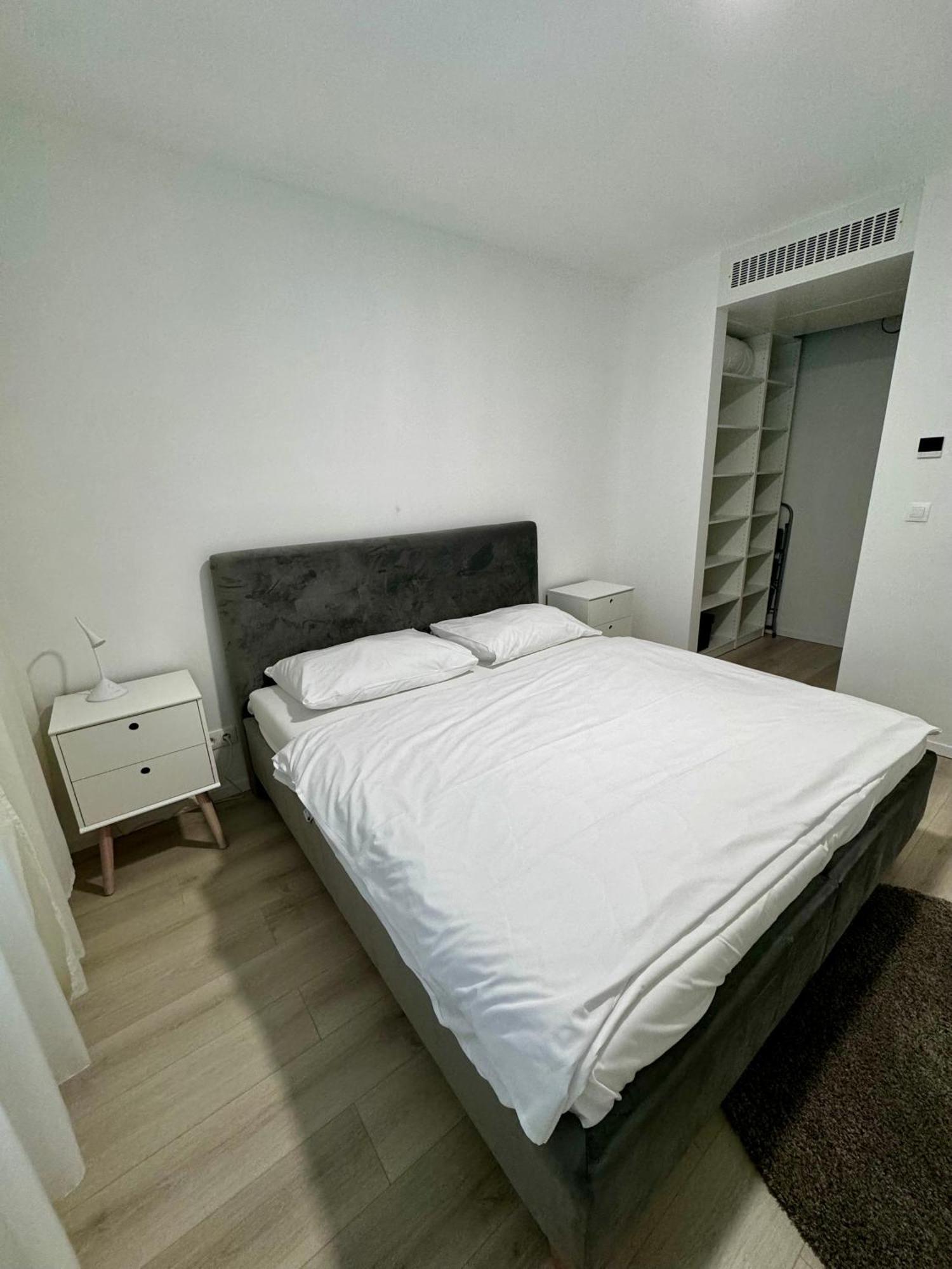 Aurora Apartments Μπρατισλάβα Εξωτερικό φωτογραφία